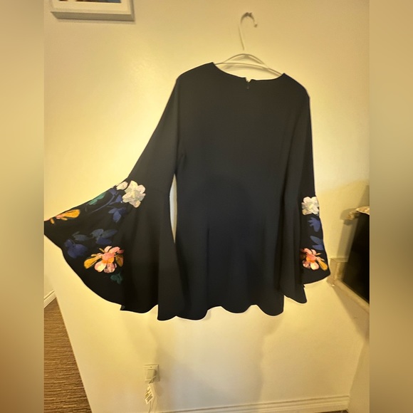 Marciano blue dress with embroidered bell sleeves - Picture 4 of 5